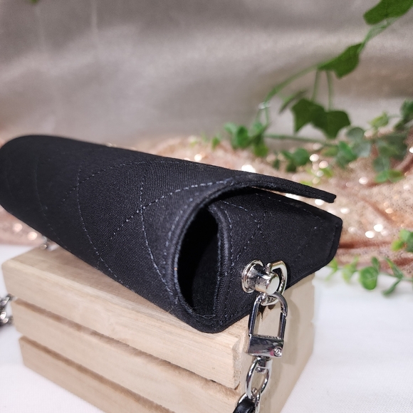 NIB Chanel Upcycled Sunglass Case / Crossbody Bag With Box - Picture 9 of 16